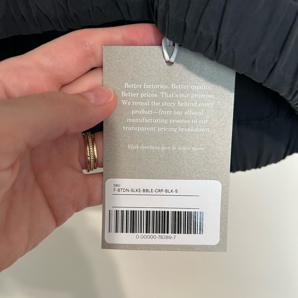 *Everlane* NWT Black Silk Cropped Cami, Small - Picture 3 of 8